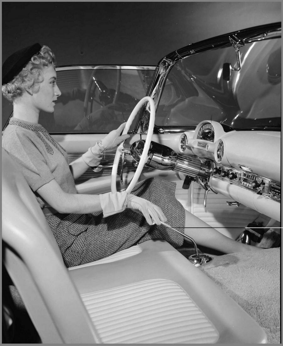 Интерьер Ford Thunderbird (P5/40) 1955 года  (фото 84 из 128)